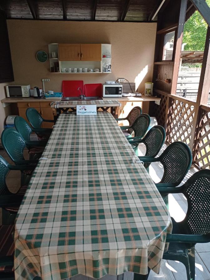 Partifecske Vendeghaz Hotel Tiszafüred Екстериор снимка