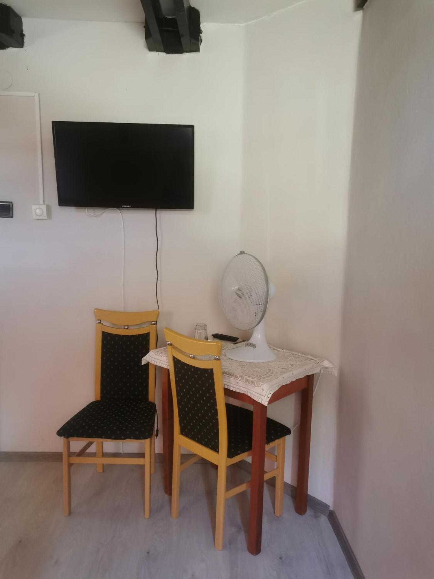 Partifecske Vendeghaz Hotel Tiszafüred Екстериор снимка